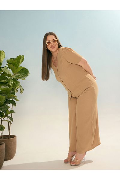 Sassafras By Styli Plus Beige Solid Top and Trousers Co-Ords