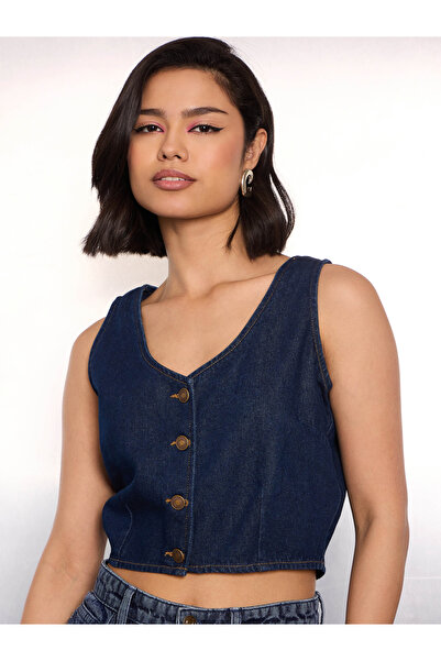 Sassafras By Styli Blue Denim Buttoned Crop Top