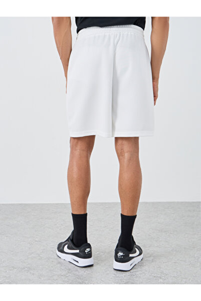 Styli Men White Regular Fit Solid Shorts with Pintuck