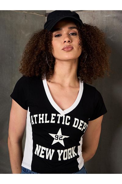 Sassafras By Styli Black New York Print V Neck Fitted T-Shirt