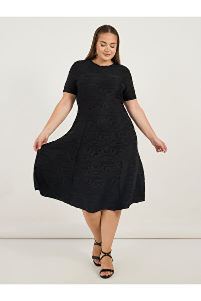 Styli Plus Size Weave Texture A-Line Midi Dress
