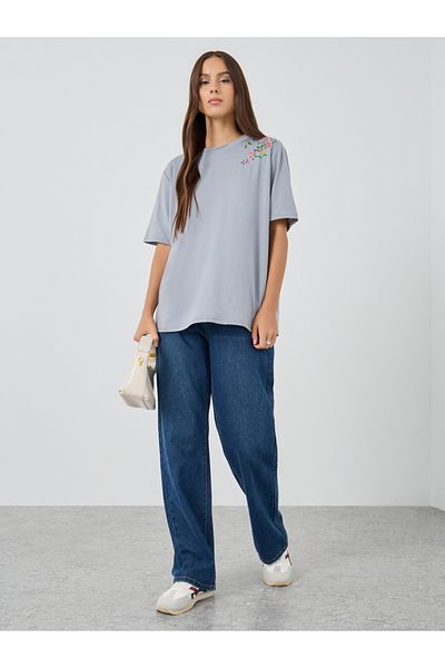 Styli Embroidered Detail Oversized T-Shirt
