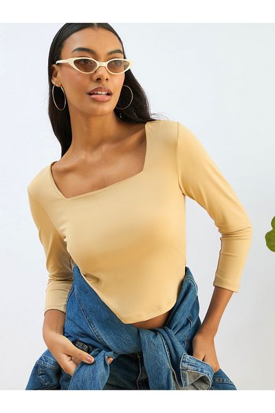 Sassafras By Styli Beige Square Neck Knitted Crop Top