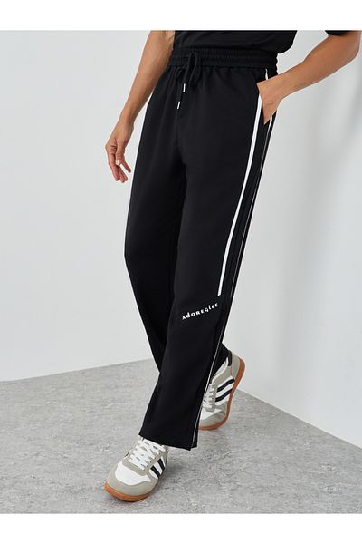 Styli Woven Relaxed Fit Joggers with Double Side Piping