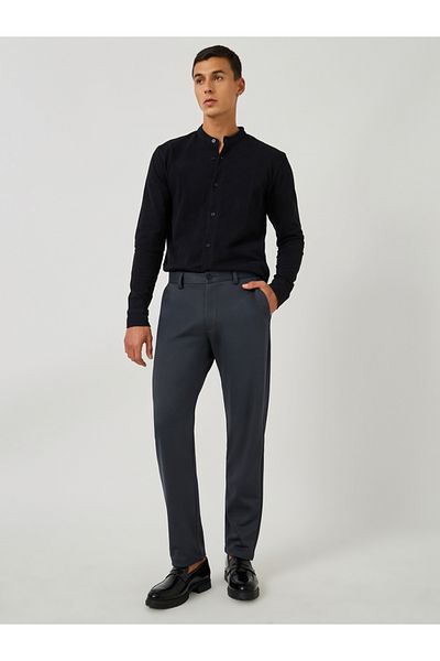 Styli Solid Slim Fit Knitted Pants