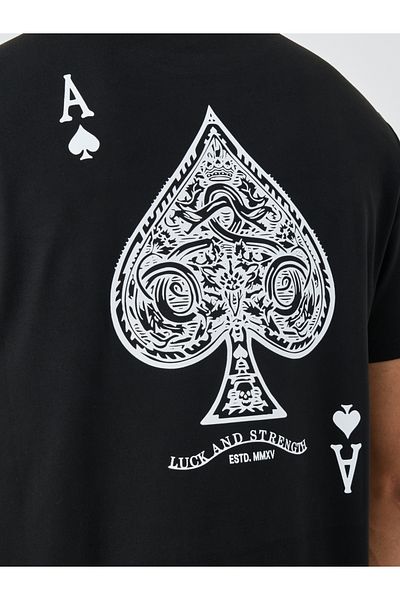 Styli Graphic Print Round Neck Regular Fit T-Shirt