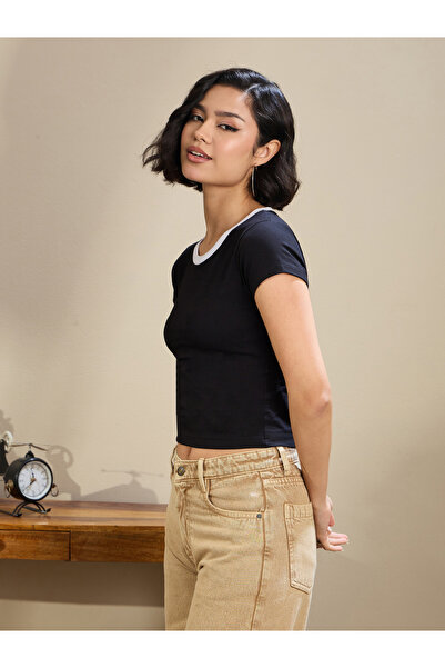 Sassafras By Styli Women Black Contrast Round Neck Fitted Crop T-Shirt