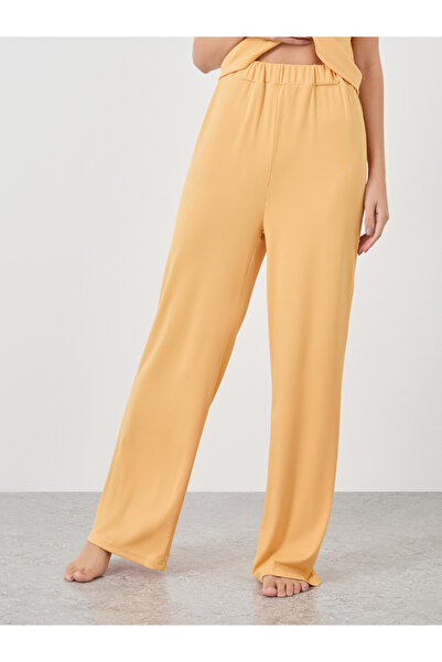 Styli Solid Sleeveless Rib Buttoned Top and Pyjama Set