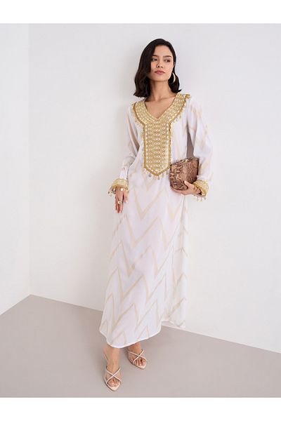 Styli Chevron Foil Print Jalabiya with Gold Embroidery
