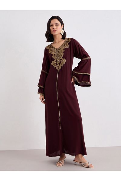 Styli Layered Flare Sleeve Jalabiya with Thread Embroidery