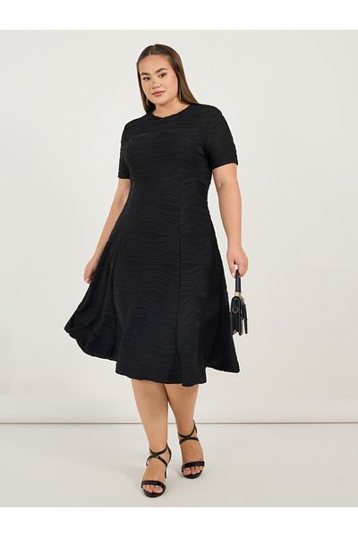 Styli Plus Size Weave Texture A-Line Midi Dress