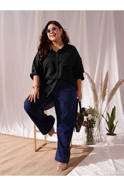 CURVY STREET By Styli Plus Black Oversized Shirt with Pockets