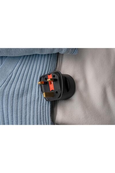 Brennenstuhl قابس السفر/محول السفر (أسود)