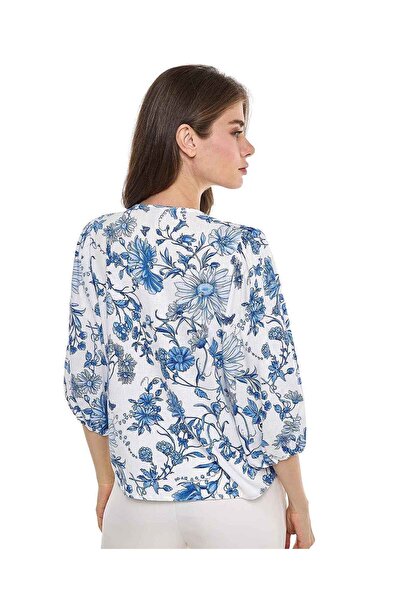 R&B Floral Patterned Top with Crew Neck and 3/4 Sleeves