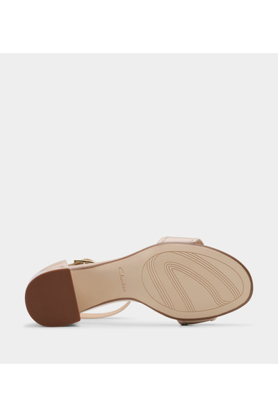 CLARKS Beige Women's Ezoria Mae Sandals