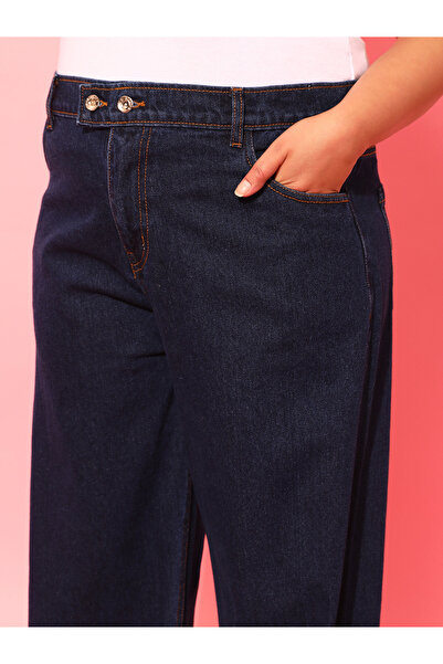 CURVY STREET By Styli Plus Size Mid Rise Wide Leg Jeans