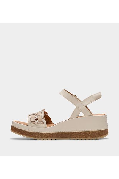 CLARKS Ecru Women's Kassanda Bar Sandals