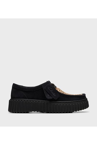 CLARKS حذاء تورهيل بي نسائي أسود