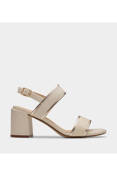 CLARKS Ecru Women's Ezoria Sling Sandals