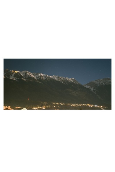 OEM Tablou Canvas, "Luminile orasului la poalele muntilor", 70 x 50cm