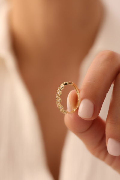 YAVUZ KUYUMCULUK 14 Ayar Altın Taşlı Kalp Yüzük