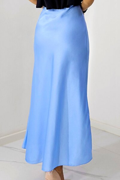 FashionForYou Elegant Penelope skirt, with satin texture and long cut, Baby blue
