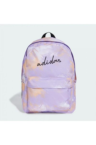 adidas Classic Versatile Backpack – Clean Look with Daily Functionality