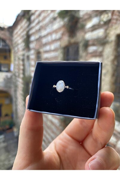 By Atölye Doğal Ay Taşı Gümüş Yüzük