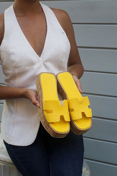 Şan's Shoes Yellow Color Cork Sole Slippers
