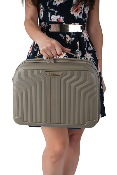 United Colors of Benetton 14Bnt1770 60Th Anniversary Special Series Silicone Makeup Bag