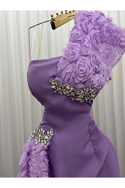 COCONALY Barbie dress with a distinctive design