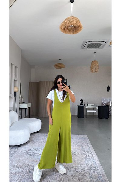 Buket Teke Olive Gardener Jumpsuit