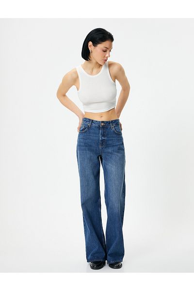 Koton Crew Neck Ribbed Crop Tank Top