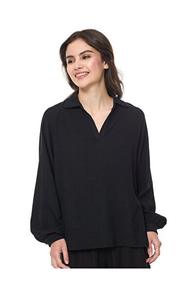 R&B Textured Top with Spread Collar and Bishop Sleeves