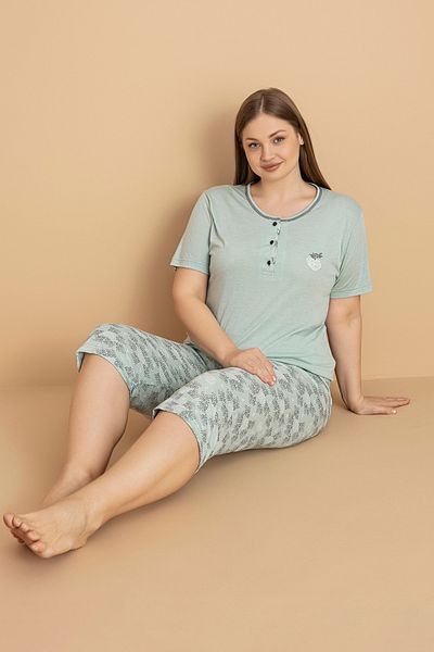 Fulla Moda Floral Patterned Large Size Capri Pajama Set