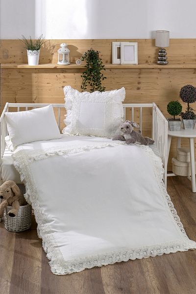 Nazik Home Helen Baby Lace Cotton Satin 4 Piece Duvet Cover Set