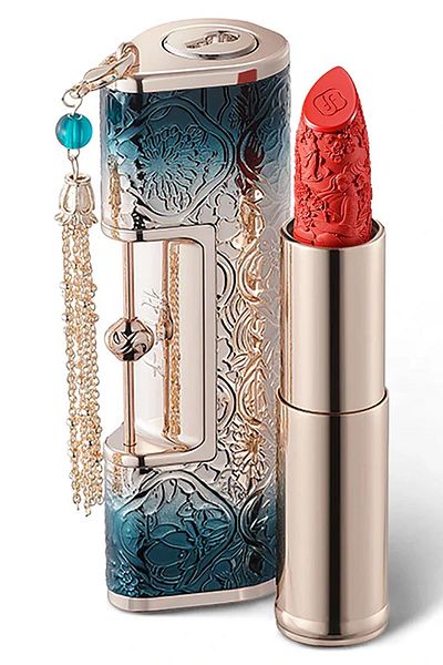 Florasis Blooming Rouge Love Lock Matte Lipstick M555 Memories in Rouge 3.8Gr