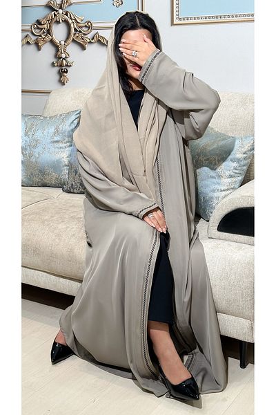 elegant veil Silk touch abaya with embroidery