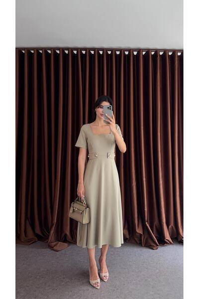 HAZELANNA فستان كاكي بياقة مربعة وتفاصيل ذهبية