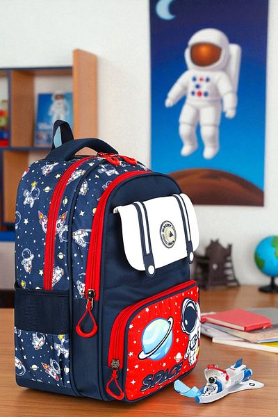 Shopiolog Primary School Orthopedic Waterproof 3 Compartment Primary School Boy's Backpack with Water Bottle