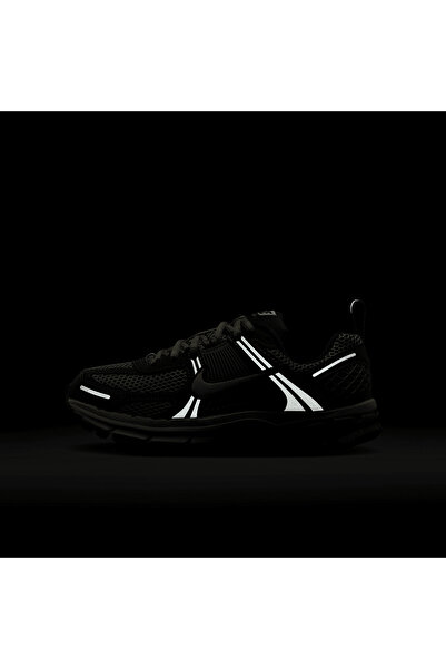 Nike Zoom Vomero 5 Sports Shoes Spormoon