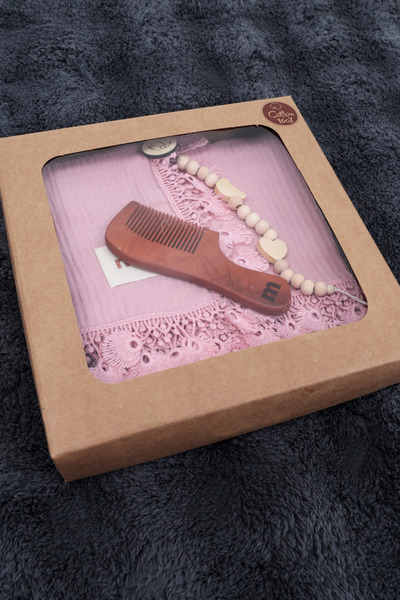 miracool Muslin Blanket / Comb / Pacifier Holder / 3-Piece Baby Gift Set