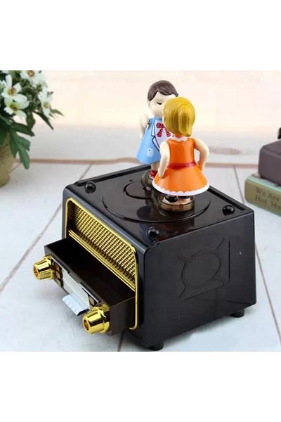 YNT İthalat Kissing Couple Music Box