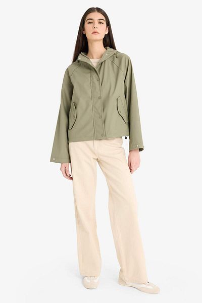 DeFacto Regular Fit Hooded Faux Leather Raincoat E8552Ax25Au