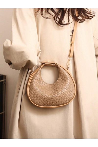 La Saade Noir Luna-Minimalist Beige Knitted Bag