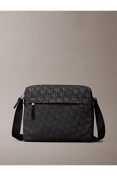 Calvin Klein Men's Crossbody Bag Lv04G3097Gub1