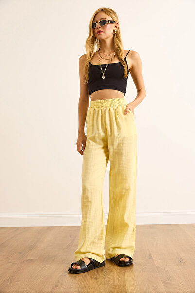 Olalook Women's Light Yellow Elastic Waist Pocket Muslin Trousers Pnt-19000279