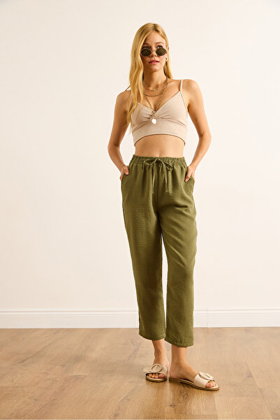 Olalook Kadın Çağla Yeşili Beli Lastikli Cepli Dökümlü Havuç Pantolon PNT-19000361