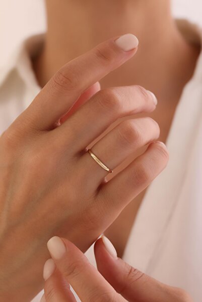 Tufanlar Kuyumculuk 14 Ayar Minimal Çizgi Yüzük