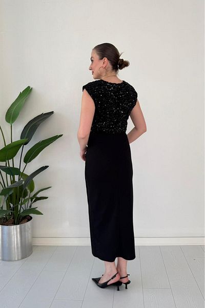 MaziButik Sequined Top Pencil Dress Black